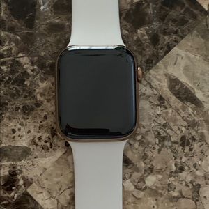 Apple Watch•series 4•44mm